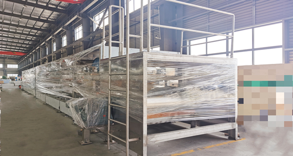 交付案例：必威BETWAY西汉姆联成功交付双钢带结片机